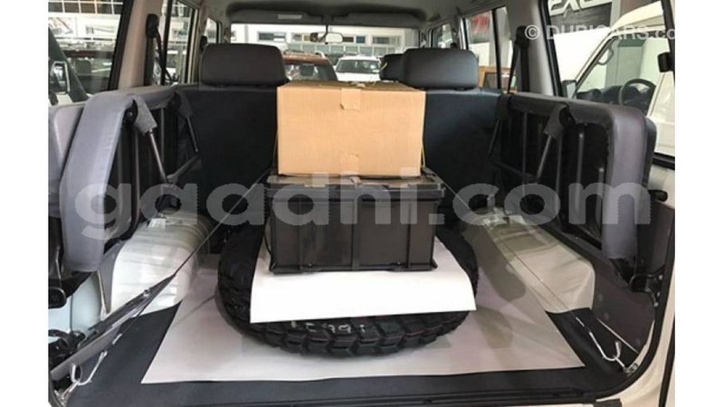 Big with watermark toyota land cruiser somalia import dubai 3661