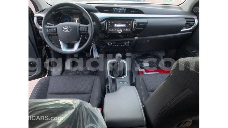 Big with watermark toyota hilux somalia import dubai 3665