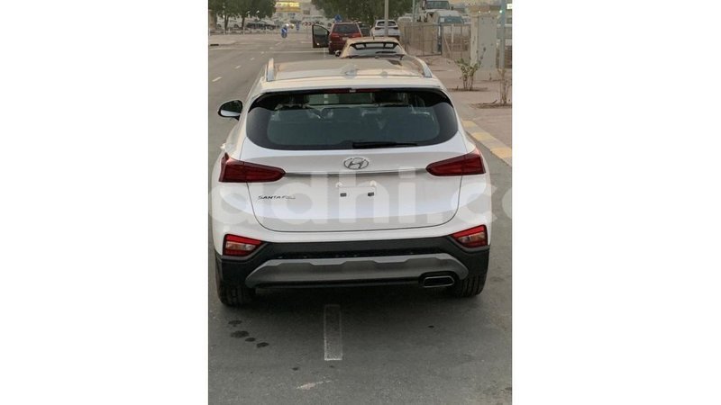 Big with watermark hyundai santa fe somalia import dubai 3667