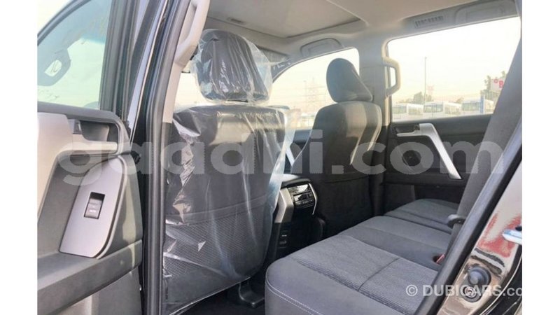 Big with watermark toyota prado somalia import dubai 3670