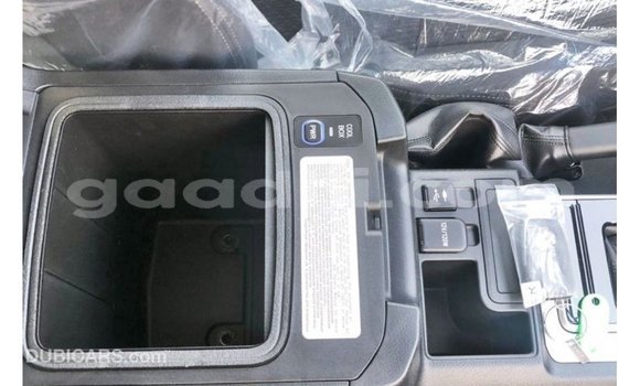 Imported Toyota Prado Black Makiinaa iti Import - Dubai keessatti Somalia keessatti Imported Toyota Prado Black Makiinaa iti Import - Dubai keessatti Somalia keessatti