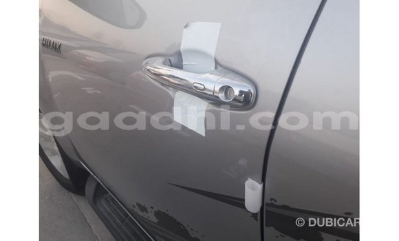 Imported Toyota Hilux Other Makiinaa iti Import - Dubai keessatti Somalia keessatti Imported Toyota Hilux Other Makiinaa iti Import - Dubai keessatti Somalia keessatti