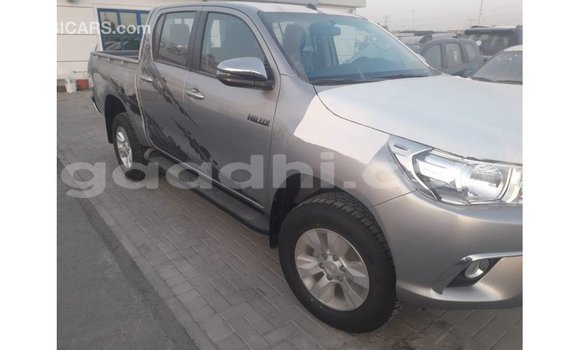 Imported Toyota Hilux Other Makiinaa iti Import - Dubai keessatti Somalia keessatti Imported Toyota Hilux Other Makiinaa iti Import - Dubai keessatti Somalia keessatti