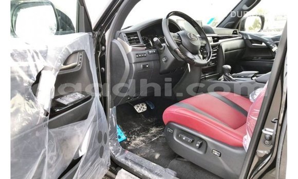 Imported Lexus LX Black Makiinaa iti Import - Dubai keessatti Somalia keessatti Imported Lexus LX Black Makiinaa iti Import - Dubai keessatti Somalia keessatti