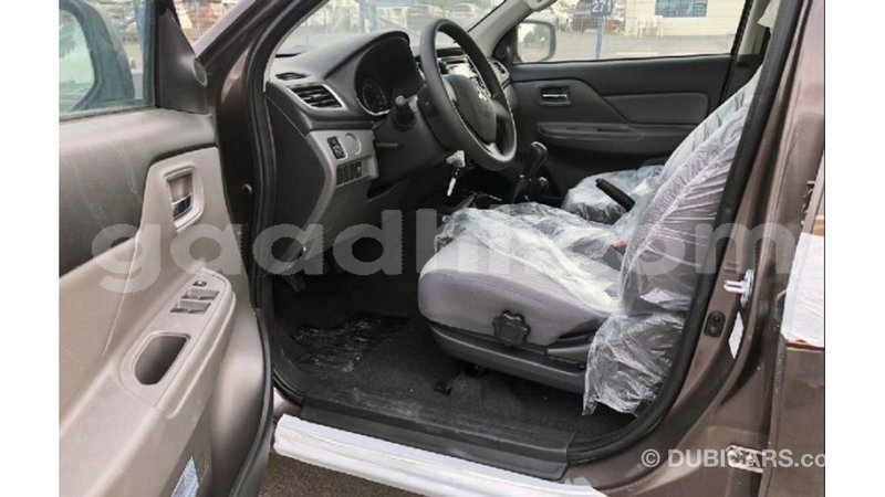 Big with watermark mitsubishi l200 somalia import dubai 3676