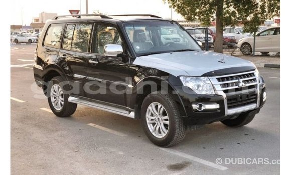 ይግዙ Imported Mitsubishi Pajero ጥቁር መኪና በ Import - Dubai በ ሶማሊያ ይግዙ Imported Mitsubishi Pajero ጥቁር መኪና በ Import - Dubai በ ሶማሊያ