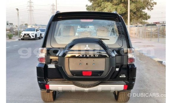 ይግዙ Imported Mitsubishi Pajero ጥቁር መኪና በ Import - Dubai በ ሶማሊያ ይግዙ Imported Mitsubishi Pajero ጥቁር መኪና በ Import - Dubai በ ሶማሊያ