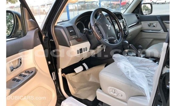 ይግዙ Imported Mitsubishi Pajero ጥቁር መኪና በ Import - Dubai በ ሶማሊያ ይግዙ Imported Mitsubishi Pajero ጥቁር መኪና በ Import - Dubai በ ሶማሊያ