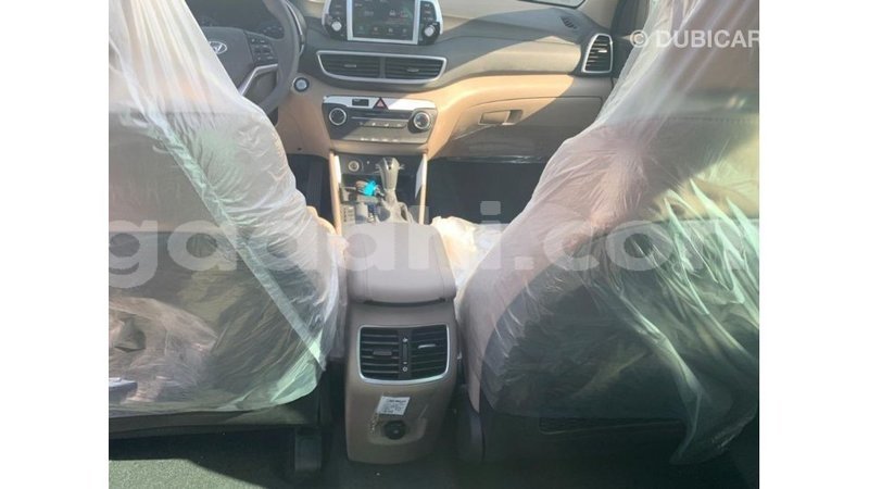 Big with watermark hyundai tucson somalia import dubai 3679