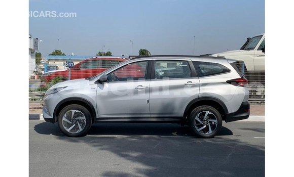 اشتري Imported Toyota Rush آخر سيارة في Import - Dubai في الصومال اشتري Imported Toyota Rush آخر سيارة في Import - Dubai في الصومال