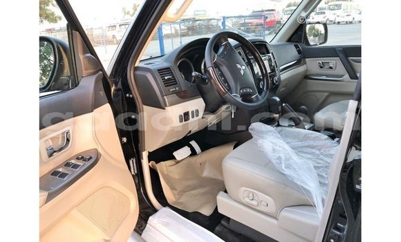 Buy Import Mitsubishi Pajero Black Car in Import - Dubai in Somalia Buy Import Mitsubishi Pajero Black Car in Import - Dubai in Somalia