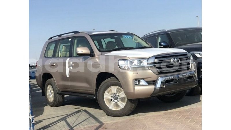 Big with watermark toyota land cruiser somalia import dubai 3689