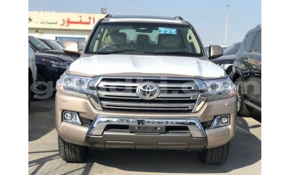 Acheter Import Voiture Toyota Land Cruiser Autre à Import - Dubai, Somalie Acheter Import Voiture Toyota Land Cruiser Autre à Import - Dubai, Somalie