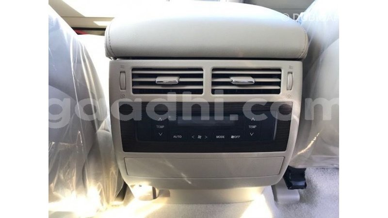 Big with watermark toyota land cruiser somalia import dubai 3689