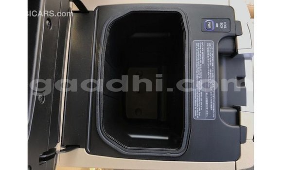 Acheter Import Voiture Toyota Land Cruiser Autre à Import - Dubai, Somalie Acheter Import Voiture Toyota Land Cruiser Autre à Import - Dubai, Somalie