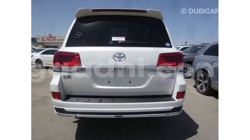 Big with watermark toyota land cruiser somalia import dubai 3694