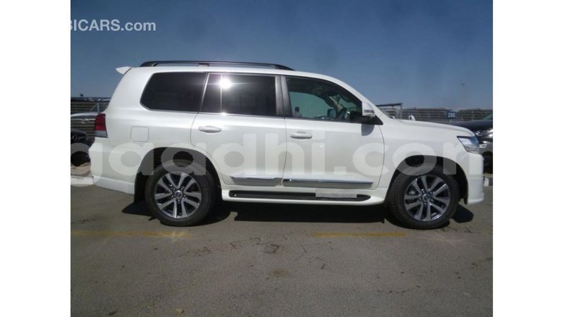 Big with watermark toyota land cruiser somalia import dubai 3694