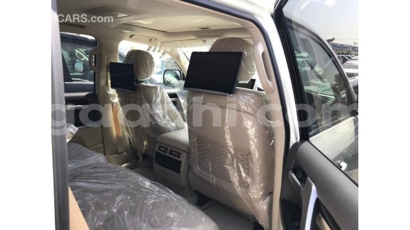 Big with watermark toyota land cruiser somalia import dubai 3694