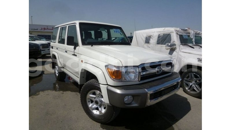 Big with watermark toyota land cruiser somalia import dubai 3703