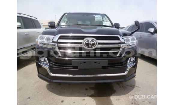 Acheter Import Voiture Toyota Land Cruiser Noir à Import - Dubai, Somalie Acheter Import Voiture Toyota Land Cruiser Noir à Import - Dubai, Somalie