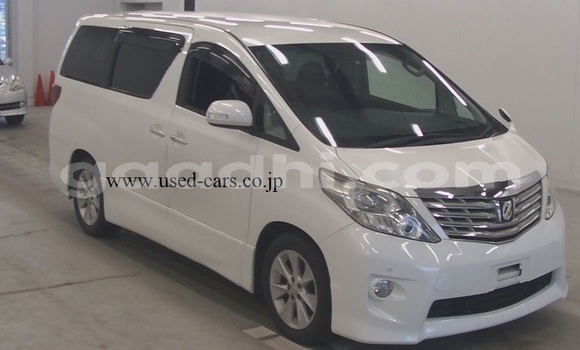 ይግዙ ያገለገለ Toyota Alphard ነጭ መኪና በ ሞቃዲሾ በ ሶማሊያ ይግዙ ያገለገለ Toyota Alphard ነጭ መኪና በ ሞቃዲሾ በ ሶማሊያ
