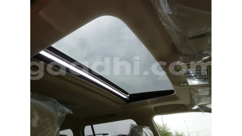 Big with watermark toyota land cruiser somalia import dubai 3705