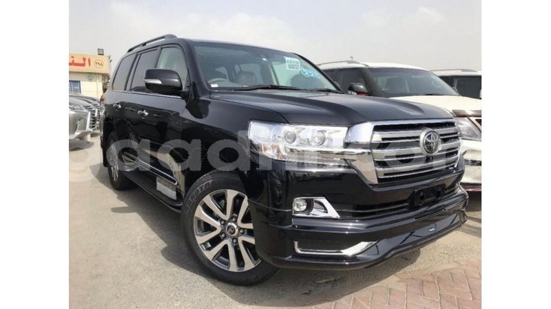 Big with watermark toyota land cruiser somalia import dubai 3706