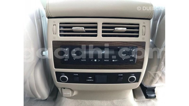 Big with watermark toyota land cruiser somalia import dubai 3706