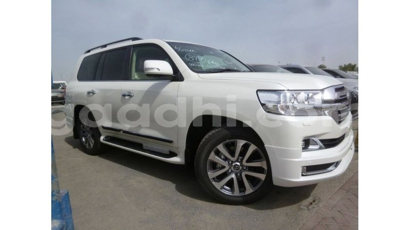 Big with watermark toyota land cruiser somalia import dubai 3707