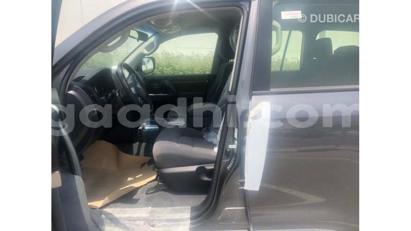 Big with watermark toyota land cruiser somalia import dubai 3709