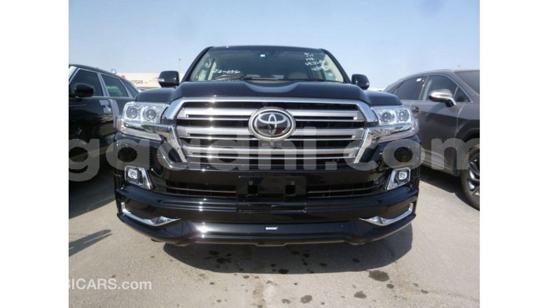 Big with watermark toyota land cruiser somalia import dubai 3711