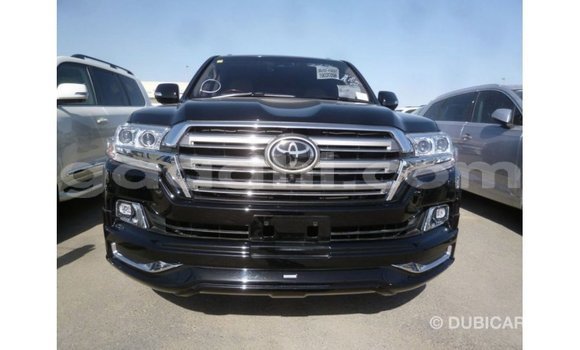 Acheter Import Voiture Toyota Land Cruiser Noir à Import - Dubai, Somalie Acheter Import Voiture Toyota Land Cruiser Noir à Import - Dubai, Somalie
