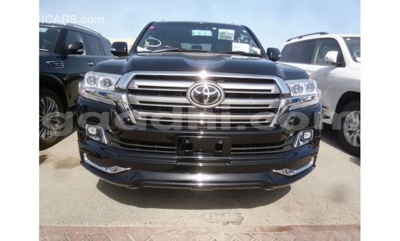 ይግዙ Imported Toyota Land Cruiser ጥቁር መኪና በ Import - Dubai በ ሶማሊያ ይግዙ Imported Toyota Land Cruiser ጥቁር መኪና በ Import - Dubai በ ሶማሊያ