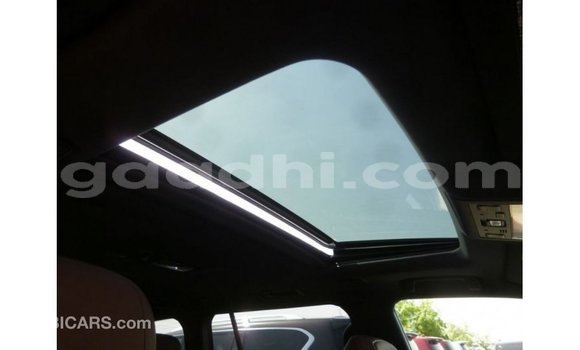 ይግዙ Imported Toyota Land Cruiser ጥቁር መኪና በ Import - Dubai በ ሶማሊያ ይግዙ Imported Toyota Land Cruiser ጥቁር መኪና በ Import - Dubai በ ሶማሊያ