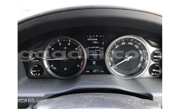 Buy Import Toyota Land Cruiser White Car in Import - Dubai in Somalia Buy Import Toyota Land Cruiser White Car in Import - Dubai in Somalia