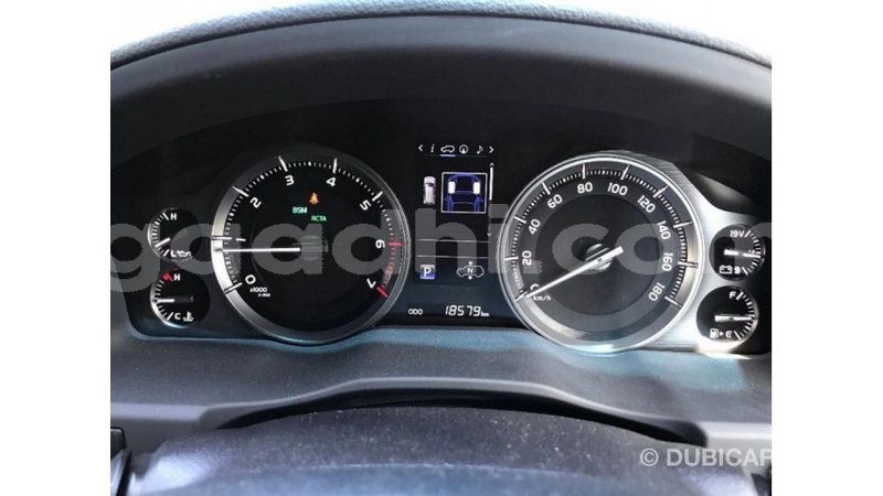 Big with watermark toyota land cruiser somalia import dubai 3721