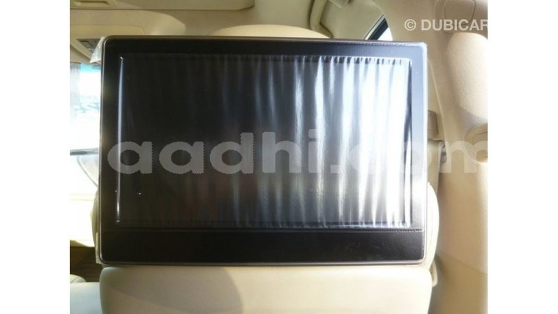 Big with watermark toyota land cruiser somalia import dubai 3722