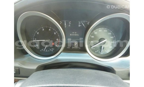 Acheter Import Voiture Toyota Land Cruiser Noir à Import - Dubai, Somalie Acheter Import Voiture Toyota Land Cruiser Noir à Import - Dubai, Somalie