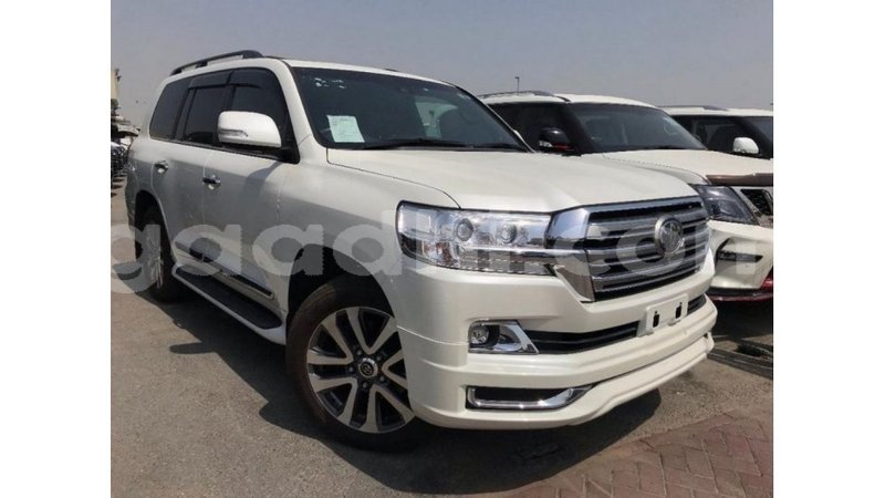 Big with watermark toyota land cruiser somalia import dubai 3724