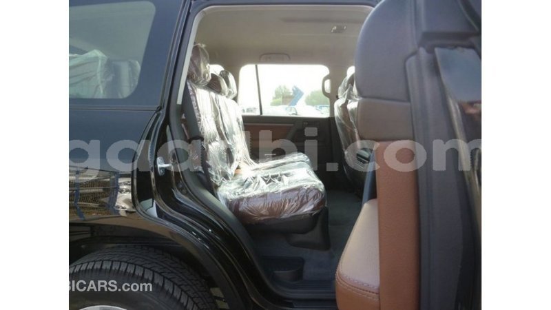 Big with watermark toyota land cruiser somalia import dubai 3726