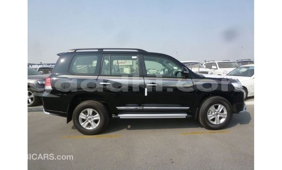Acheter Import Voiture Toyota Land Cruiser Noir à Import - Dubai, Somalie Acheter Import Voiture Toyota Land Cruiser Noir à Import - Dubai, Somalie