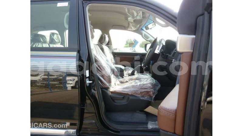 Big with watermark toyota land cruiser somalia import dubai 3727