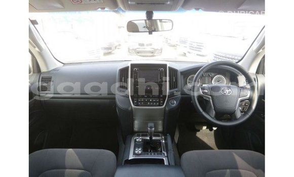 Acheter Import Voiture Toyota Land Cruiser Noir à Import - Dubai, Somalie Acheter Import Voiture Toyota Land Cruiser Noir à Import - Dubai, Somalie