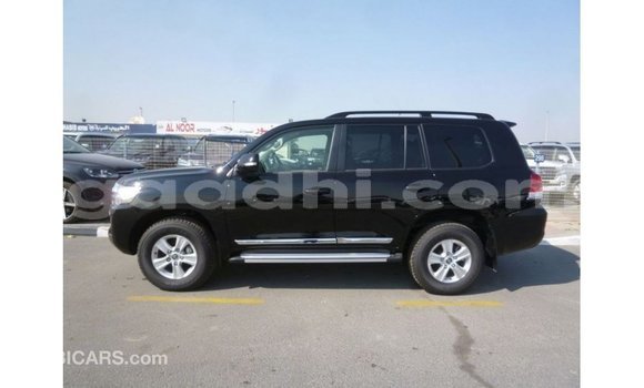 Acheter Import Voiture Toyota Land Cruiser Noir à Import - Dubai, Somalie Acheter Import Voiture Toyota Land Cruiser Noir à Import - Dubai, Somalie