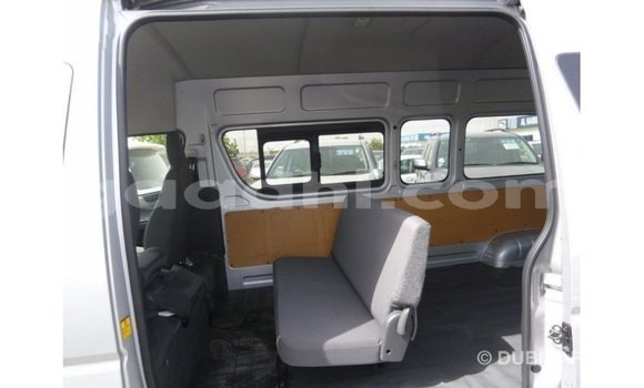 Acheter Import Voiture Toyota Hiace Autre à Import - Dubai, Somalie Acheter Import Voiture Toyota Hiace Autre à Import - Dubai, Somalie