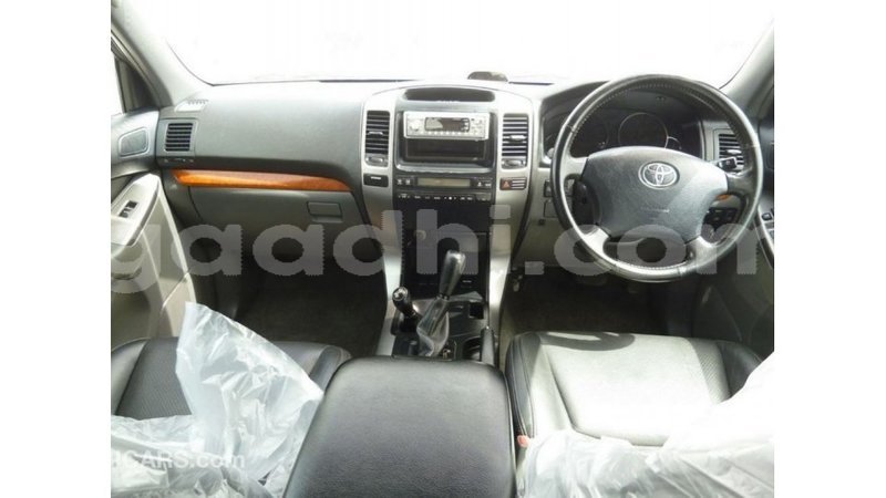 Big with watermark toyota prado somalia import dubai 3733