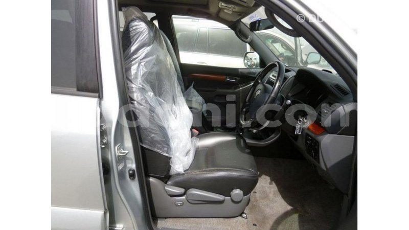 Big with watermark toyota prado somalia import dubai 3733