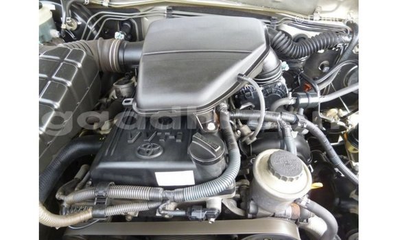 Acheter Import Voiture Toyota Prado Autre à Import - Dubai, Somalie Acheter Import Voiture Toyota Prado Autre à Import - Dubai, Somalie