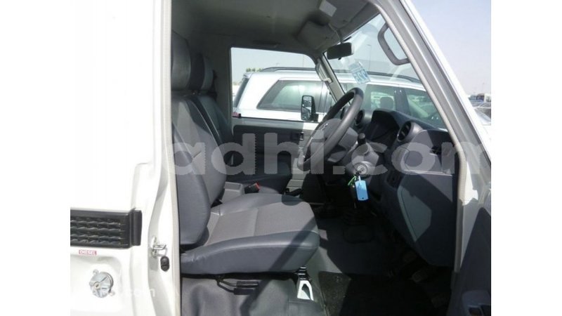 Big with watermark toyota land cruiser somalia import dubai 3735