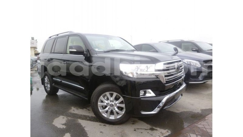 Big with watermark toyota land cruiser somalia import dubai 3736